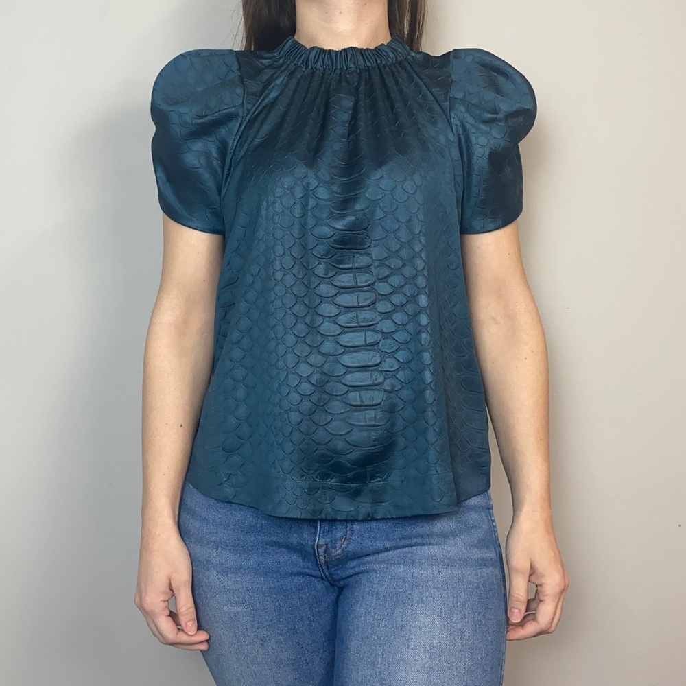 Sea NY Puff Sleeve Textured Button Back Top